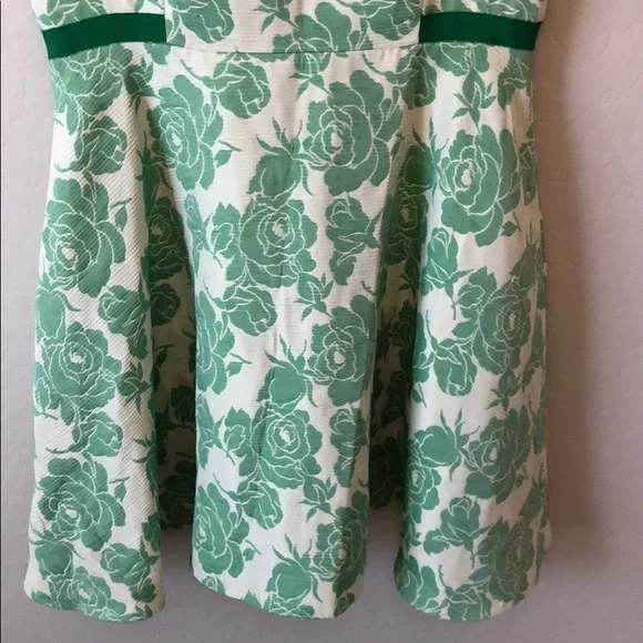 Antonio Melani Green Rose Floral Dress - Picture 3 of 9